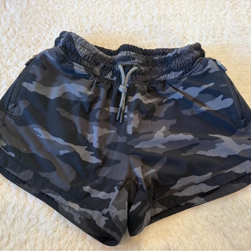 Athleta Girl Black & Gray Athletic Shorts